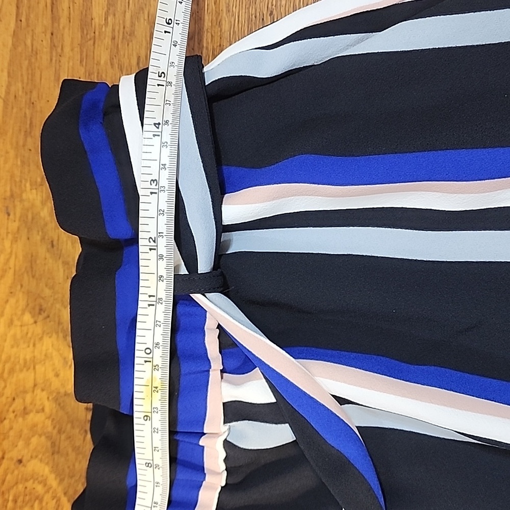 NWT Express  Striped Mini Skirt With Pockets And Paper Bag Waist Belted Size Med - Picture 6 of 8